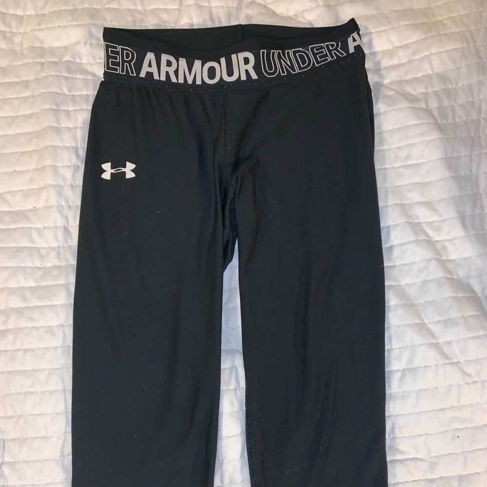 Under Armor cropped leggings
